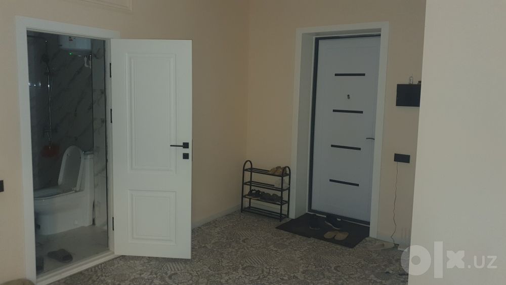 Kvartra arendaga qizlar yo ayol kishi uchun.