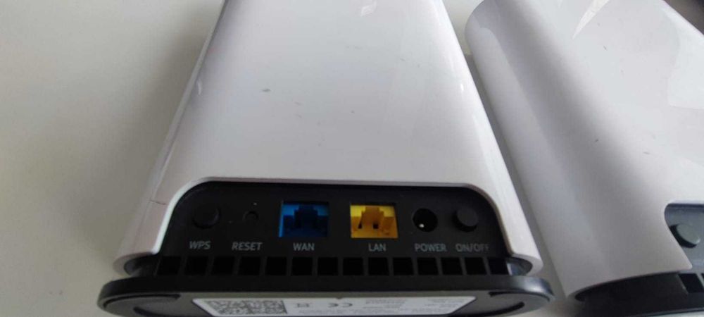 Set 2 Routere Nokia Beacon 1 Mesh WiFi 5 AC1200 cu incarcatoare