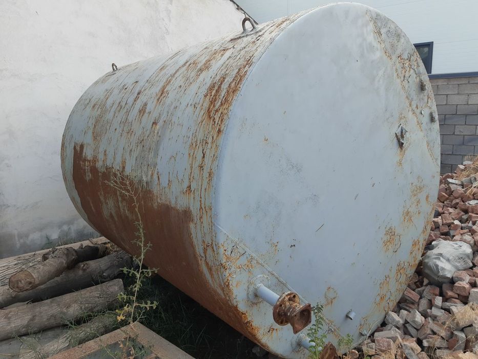 Цистерна бочка ёмкость