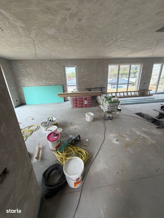 Casa individuala, 6 camere, 200mp, teren 800mp, zona Feleacu