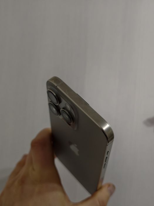 iPhone 16 Pro Max 256 gb ёмкость 93 физ симка