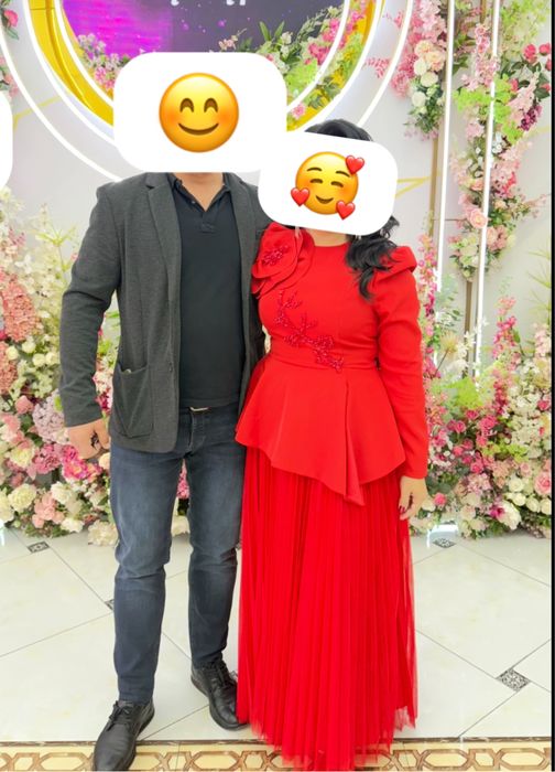 Красное платье, платье