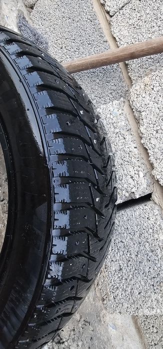 Шыны зимние размером 15, 4шт