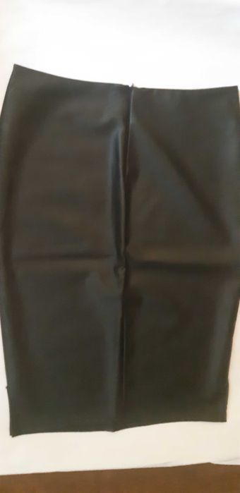 Fuste de piele de fete