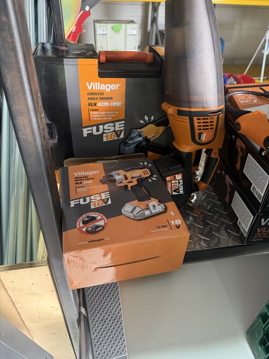 Set scule Villager FUSE 18V (polizor, impact, suflantă, aspirator)