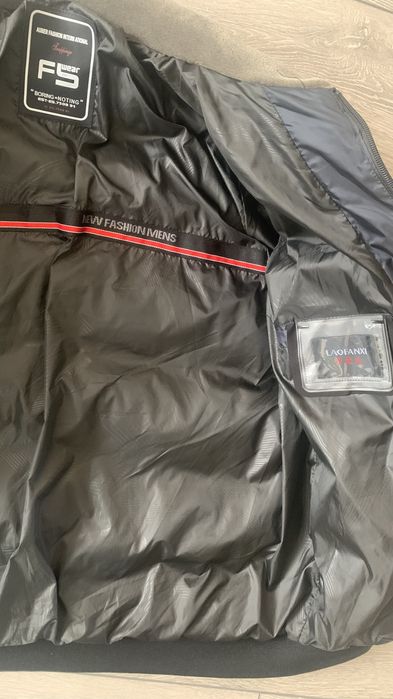 Бомбер не ношенный