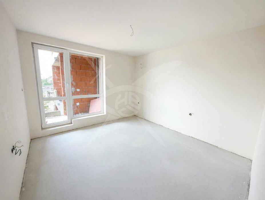 Продава се Тристаен апартамент в Пловдив, Кючук Париж - 108 кв.м за 576 €/кв.м - Снимка #2