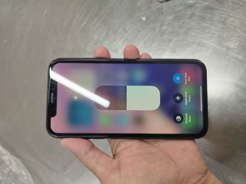 Продаётся телефон