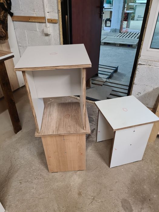 Табуретки табурет