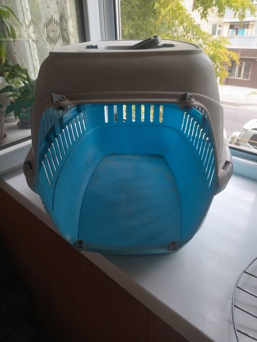 Переноска для домашних питомцев