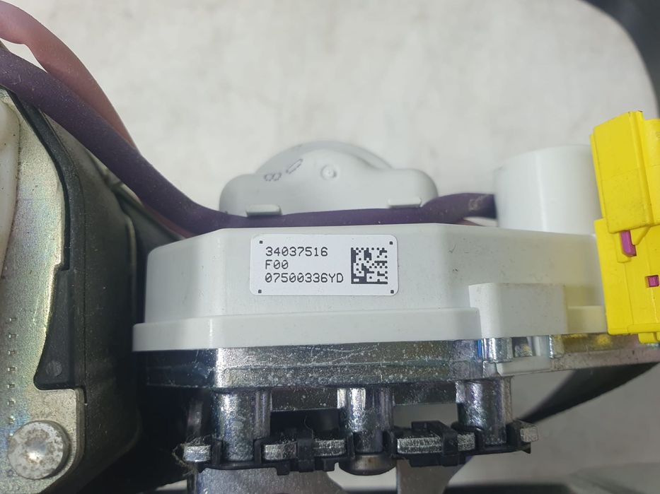 Centura de siguranta 34037516 Audi A8 D4/4H [2010 - 2014]