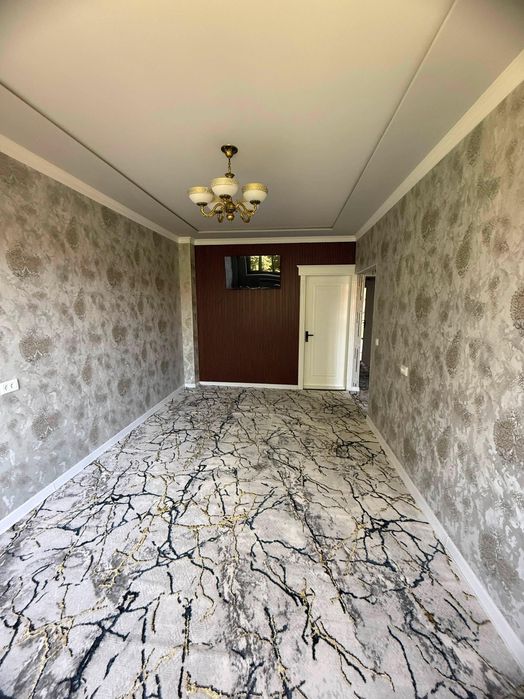 Квартира Продаётся Городе Кагане Центре  3 Комнатная 2 Этаж