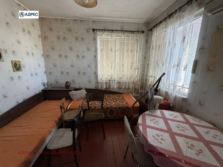 Продава се Етаж от къща в Никопол - 93 кв.м за 176 €/кв.м - Снимка #1