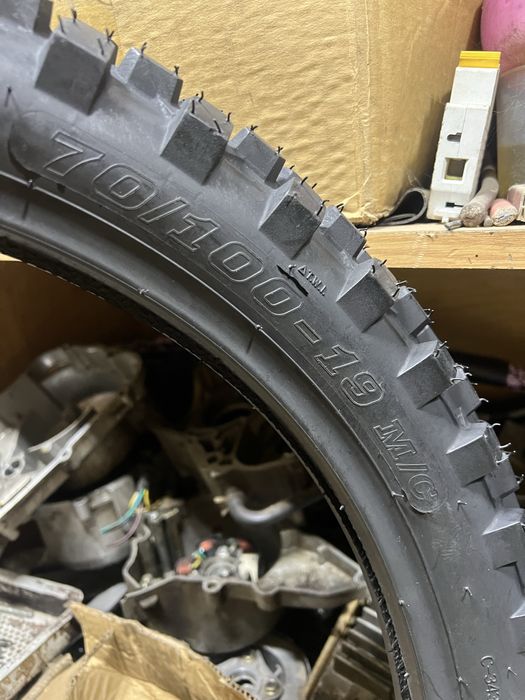 Покрышка на Enduro
