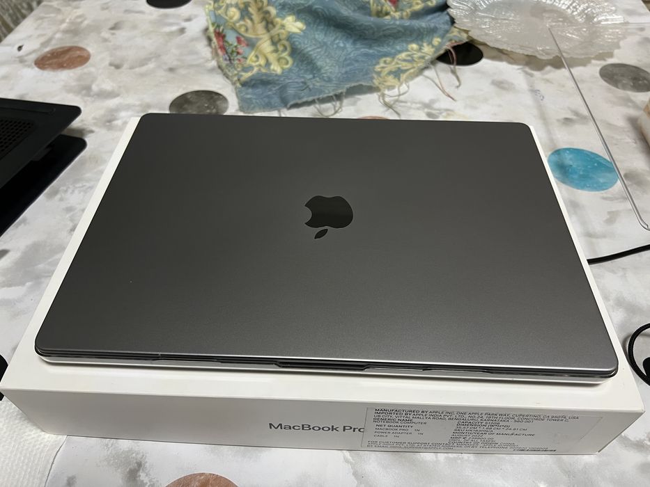 Ноутбок Macbook pro 16 2021
