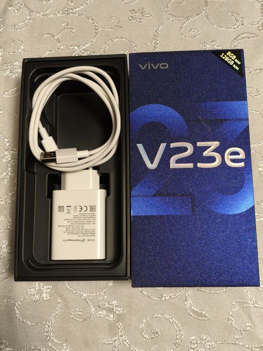 Продам Vivo V23e 8/128 ГБ.