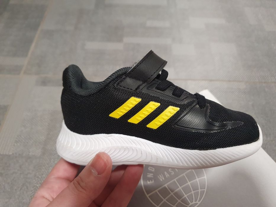 Adidas - marimea 23