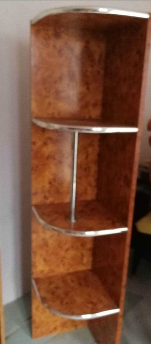 Corpuri suspendate - cameră, sufragerie, living, hol, expunere,