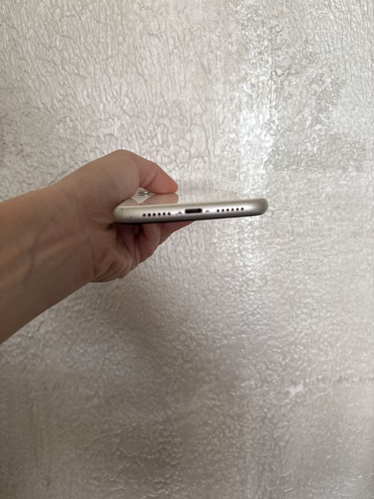 Айфон 11 белый цвет