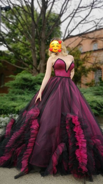 Бална рокля на дизайнера Стоян Радичев колекция 2022-2023г