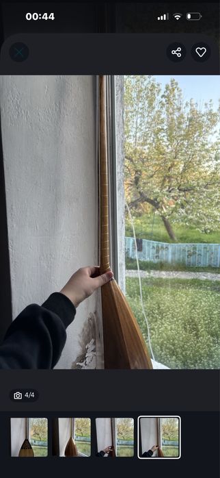 Домбыра с черным чехлом,чехол в подорок