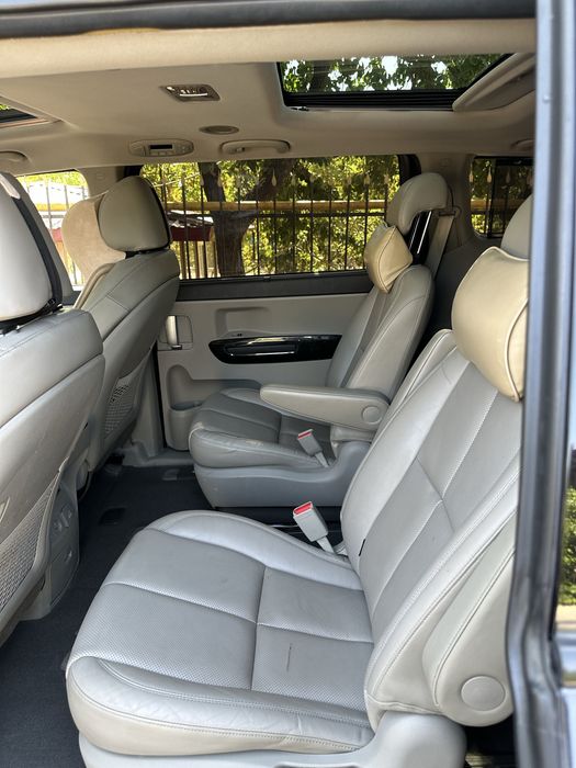 Kia Carnival енг фули