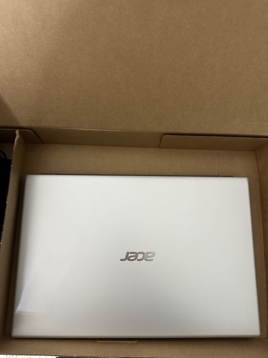 Ноутбук Acer aspire 3