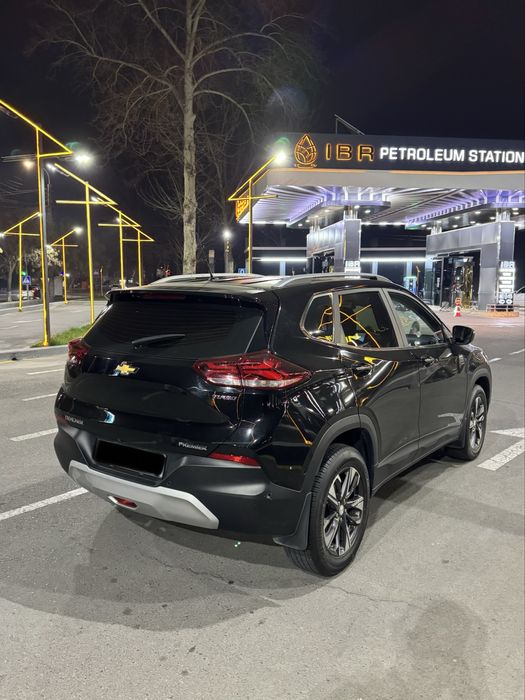 Tracker 2 premier sotiladi 2023