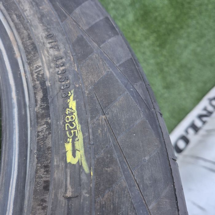 O anvelopă 235 55 19 Nokian Nouă