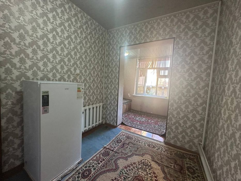 2-етаж 2 хонали уй тезда сотилади