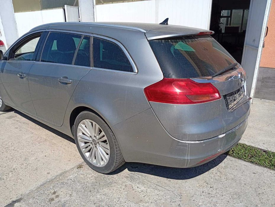 OPEL INSIGNIA 2.0cdti 131к.с. и 160к.с. 2011година автомат на части...