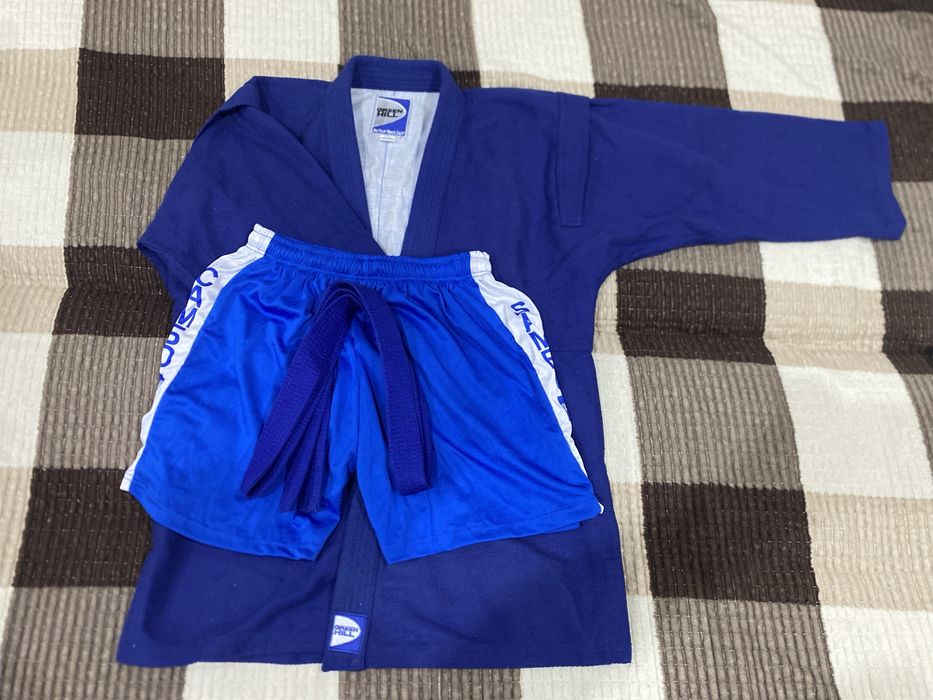Самбовка (кимоно для самбо) размер 160