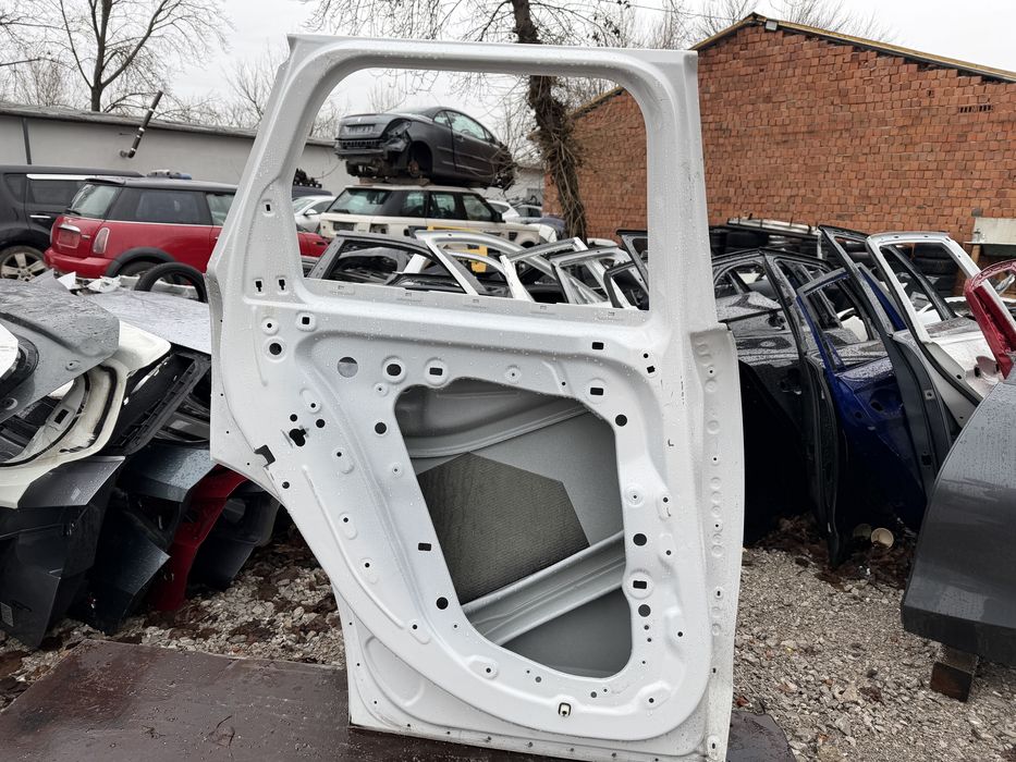 Врата Mini Countryman U25