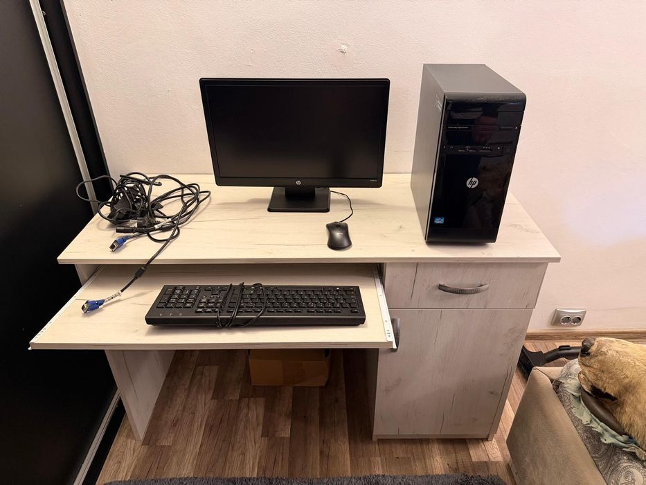 Calculator cu unitate mouse tastatura si birou