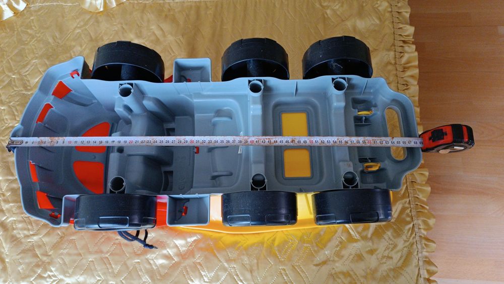 Голям пласмасов детски камион