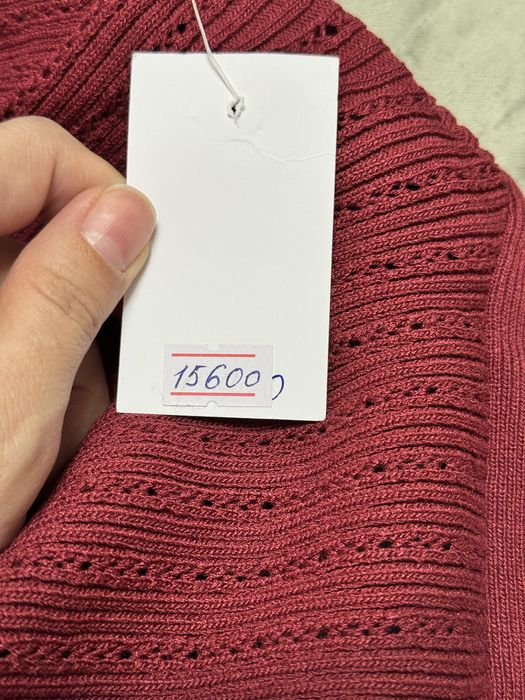 Продам абсолютно новую кофту