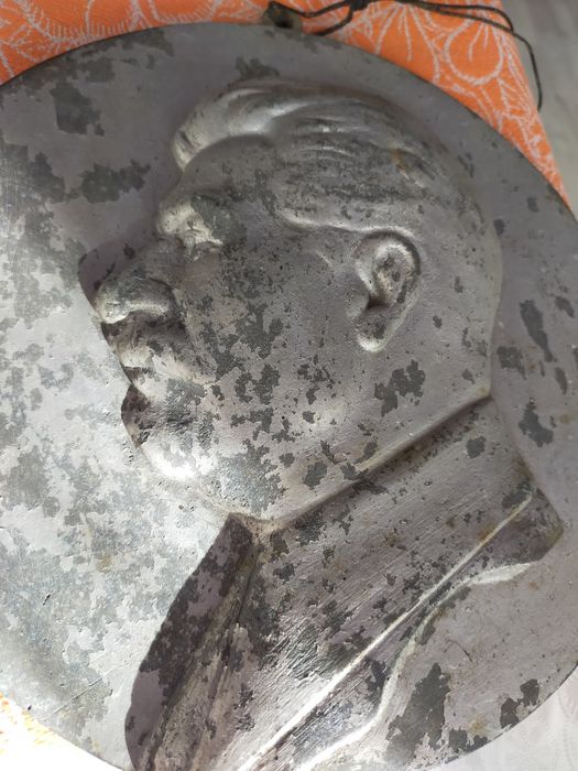 Продам барельеф Сталина