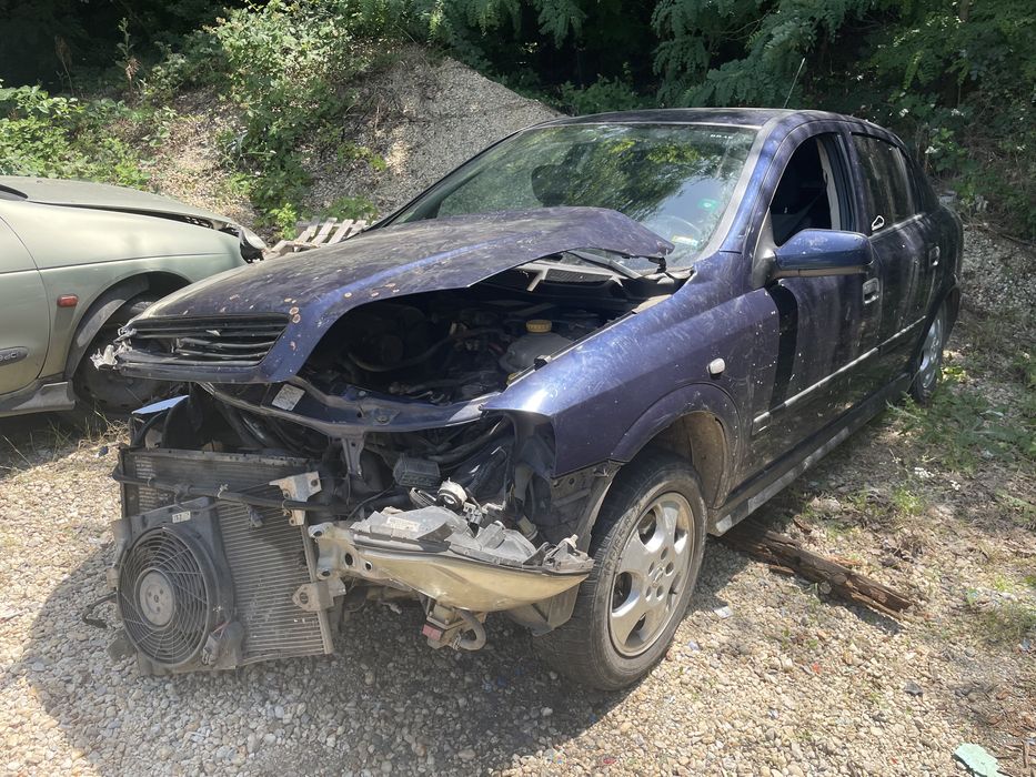 Opel Astra 2.0dtl 2001 На Части