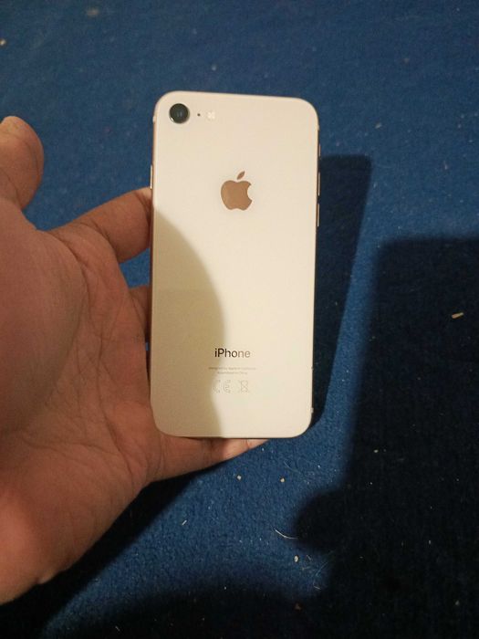 Iphone 8 sotiladi holati ideal