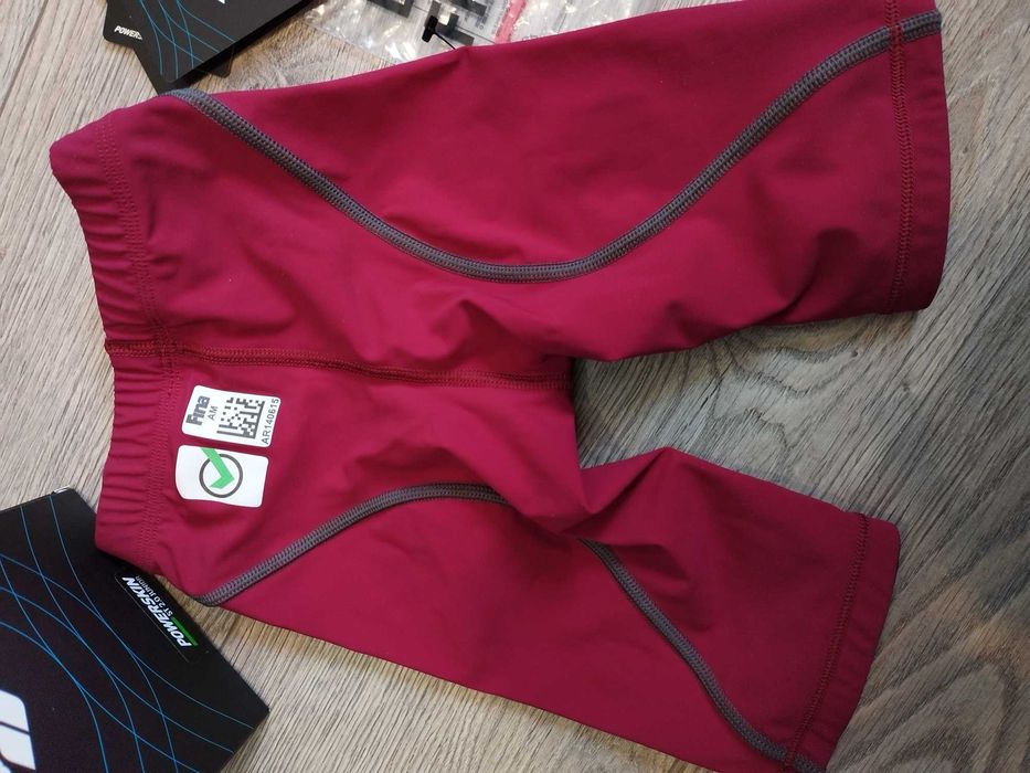 Arena powerskin / powerskin / fastskin / състезателен бански / арена