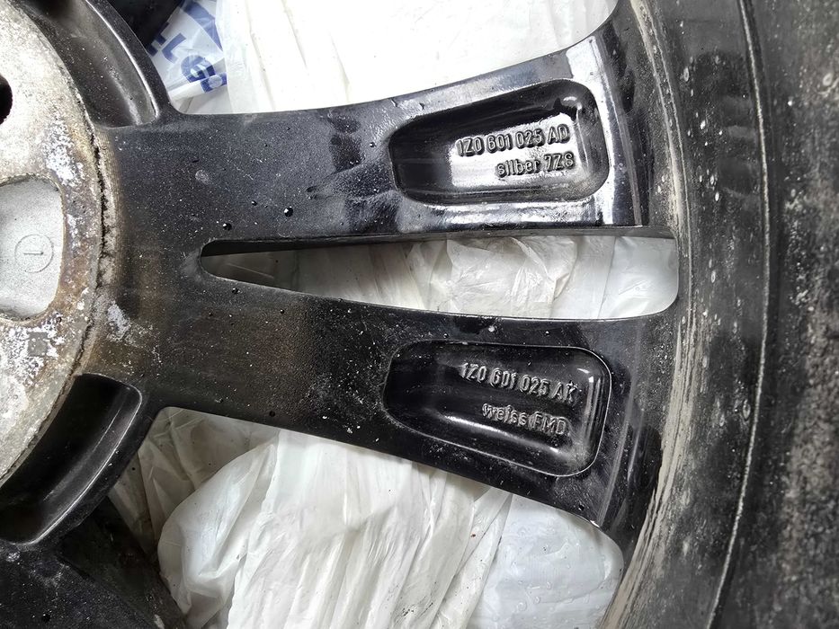 Anvelope iarna 235 45 18 goodyear