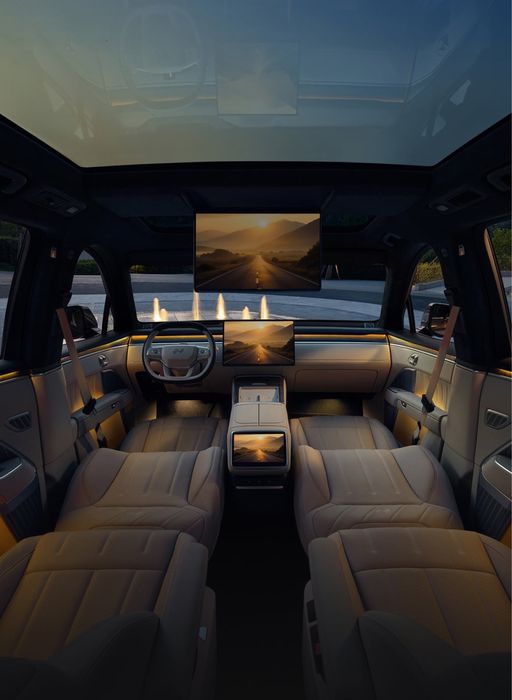 Крупный 6 местный кроссовер люксового класса ONVO L90