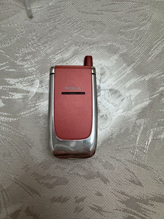 Nokia 6060 сотилади.
