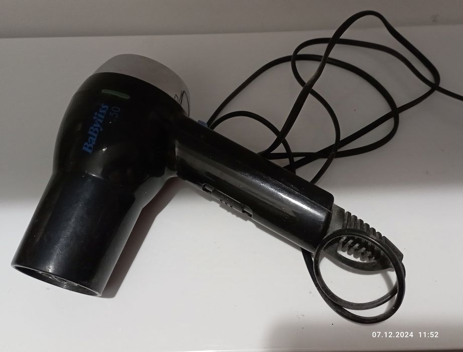 Uscător de păr Bablyss