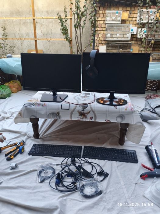 Продается мониторы