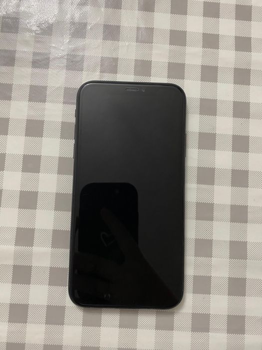 Айфон ХР сатылады