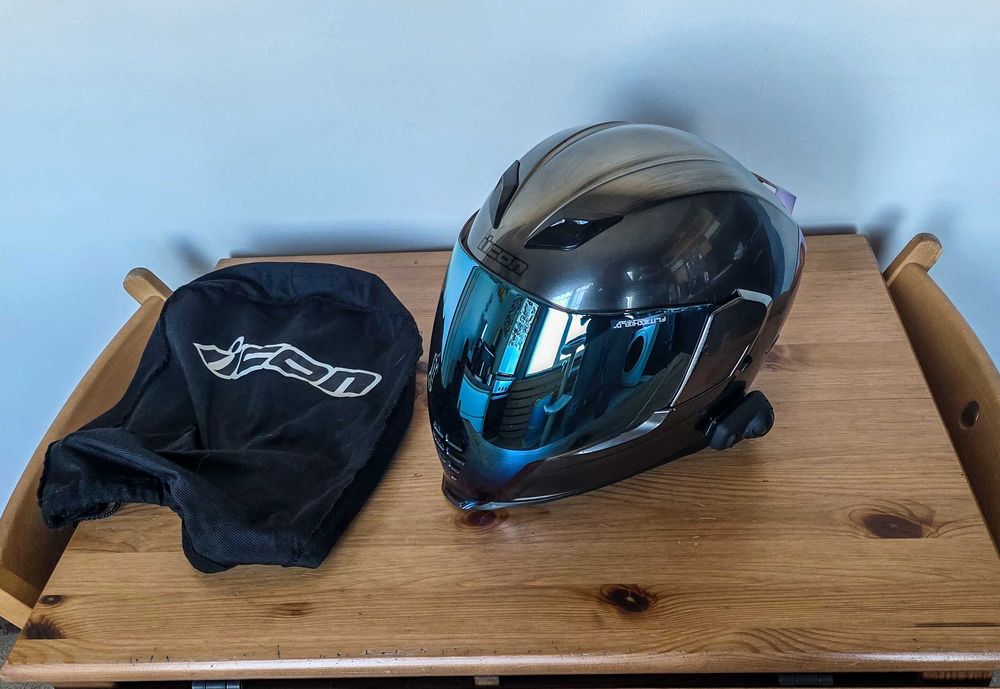 Icon Airflite Quicksilver + Sena SMH5 - Мото каска, размер L