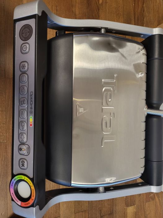 Електрическа скара Tefal OptiGrill+ GC712D 2000 W с допълнителни плочи за гофрети