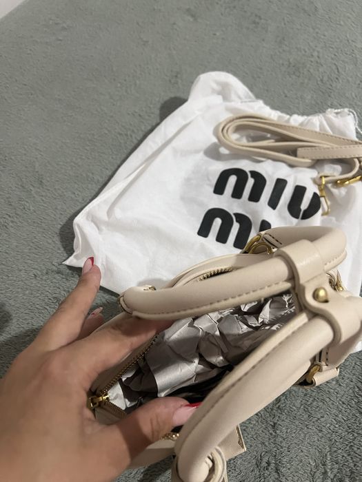 Дамски чанти Miu Miu