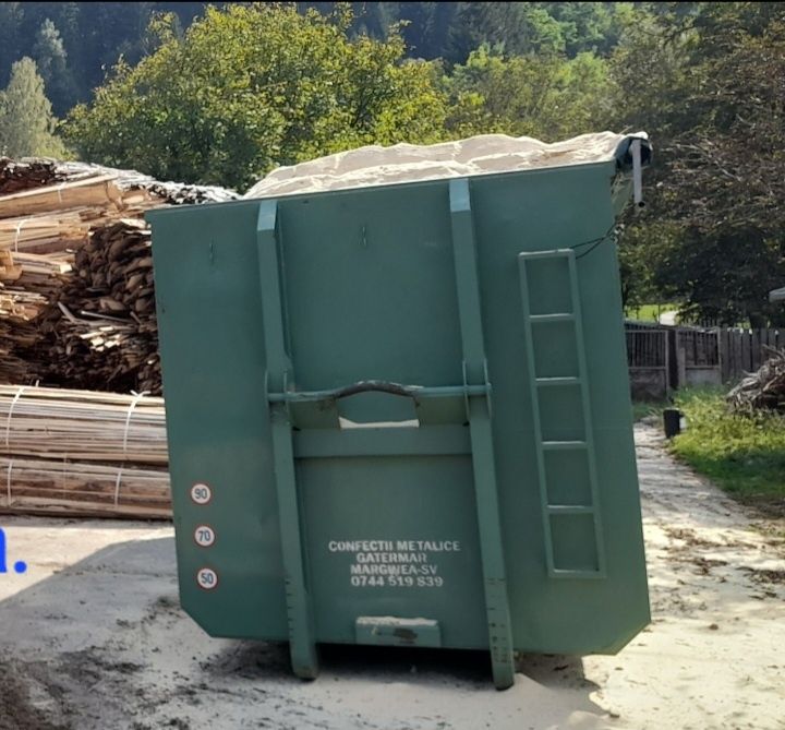 LEGATURI , RUMEGUS. Lemn de foc de brad si capete.